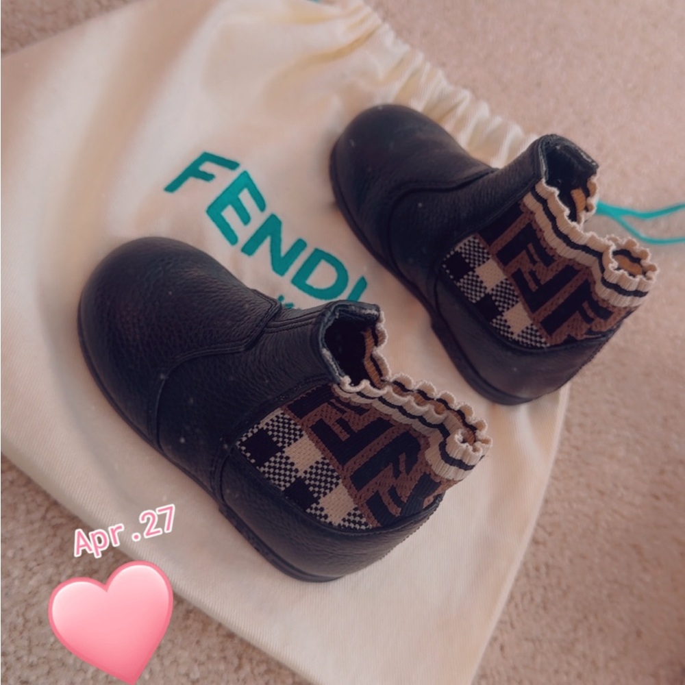 Fendi Kids Black and Brown Ankle Boots